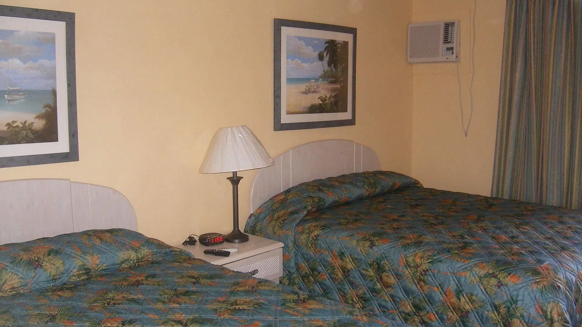 ***  Exuma Palms Hotel Mount Thompson Bahamas